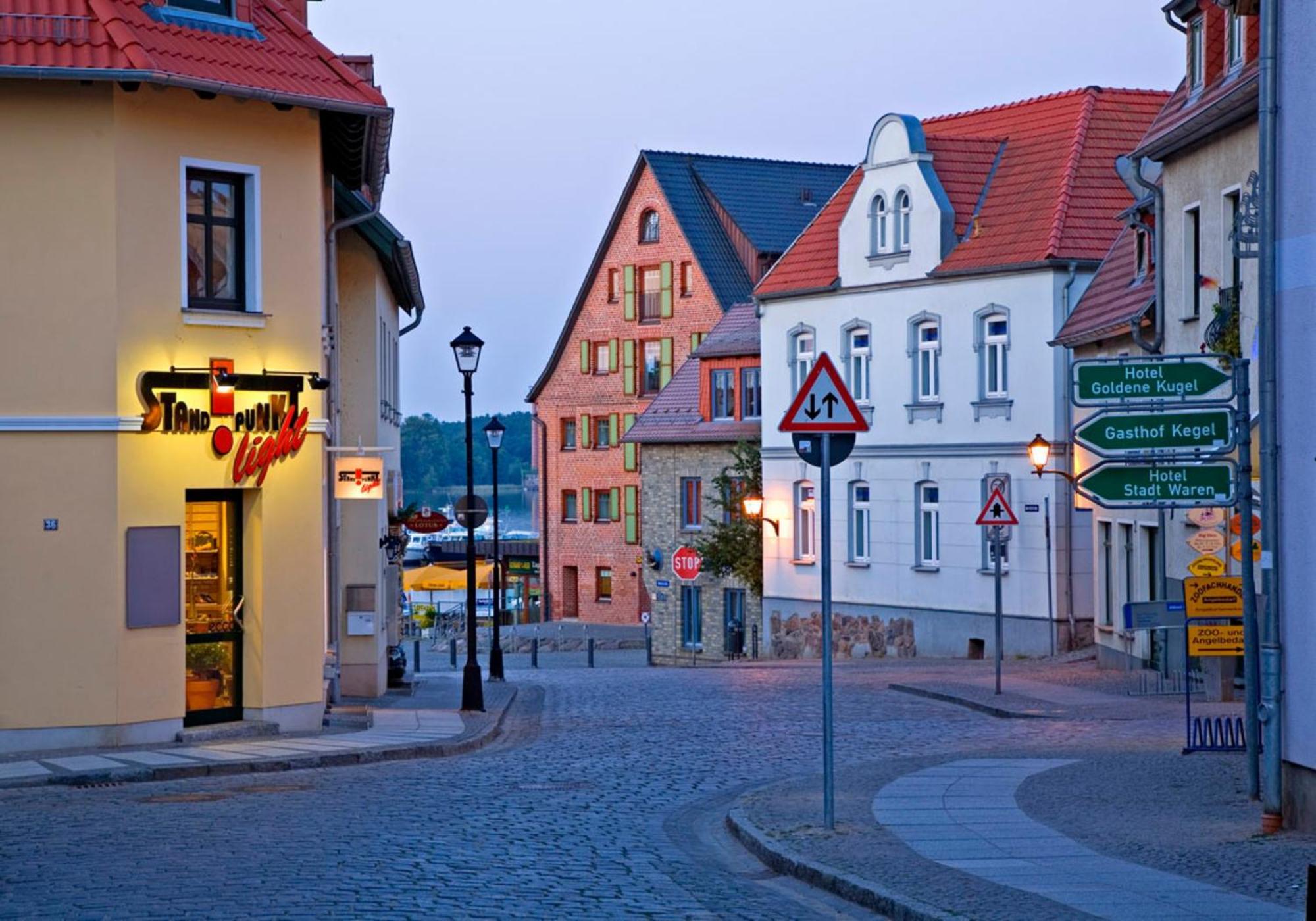Ferienwohnung Am Muehlenberg Варен Екстериор снимка
